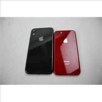 Apple IPhone Lot, 2 Pieces, Sold For Parts