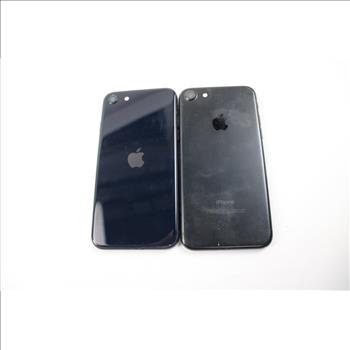 Apple IPhone Lot, 2 Pieces  Sold For Parts