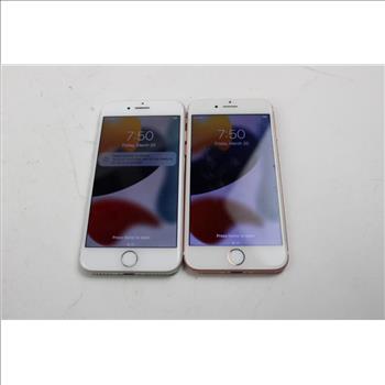 Apple IPhone Lot, 2 Pieces, Sold For Parts