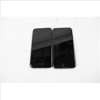 Apple IPhone Lot, 2 Pieces, Sold For Parts