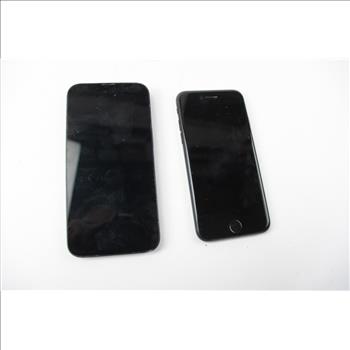 Apple IPhone Lot, 2 Pieces, Sold For Parts