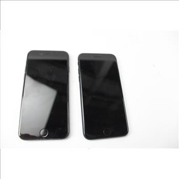 Apple IPhone Lot, 2 Pieces, Sold For Parts