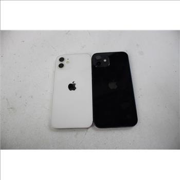 Apple IPhone Lot, 2 Pieces, Sold For Parts