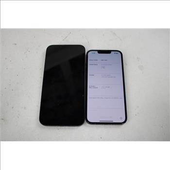 Apple IPhone Lot, 2 Pieces, Sold For Parts