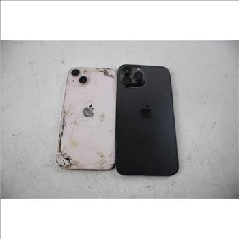 Apple IPhone Lot, 2 Pieces, Sold For Parts
