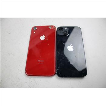Apple IPhone Lot, 2 Pieces  Sold For Parts