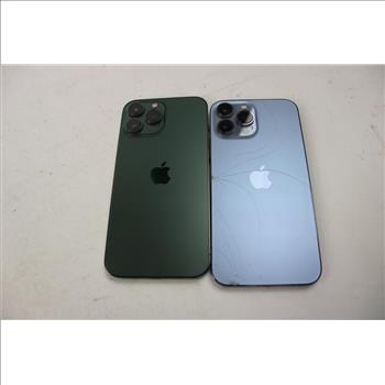 Apple IPhone Lot, 2 Pieces  Sold For Parts