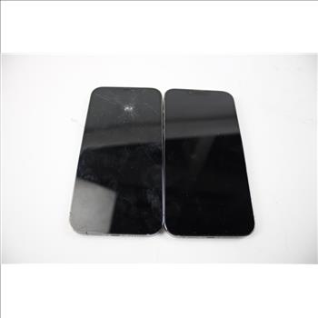 Apple IPhone Lot, 2 Pieces  Sold For Parts