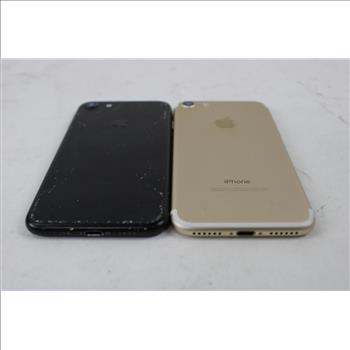 Apple IPhone Lot, 2 Pieces, Sold For Parts