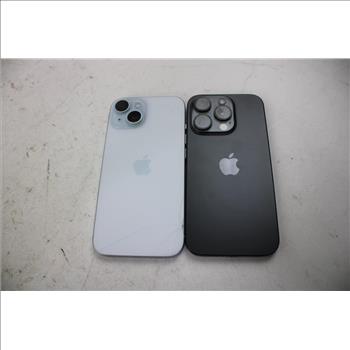 Apple IPhone Lot, 2 Pieces  Sold For Parts