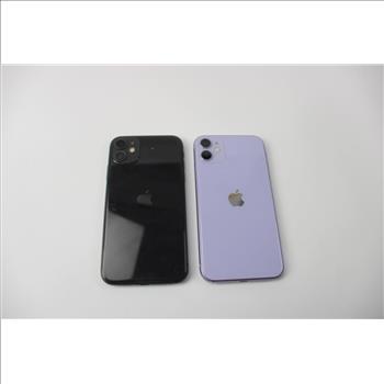 Apple IPhone Lot, 2 Pieces, Sold For Parts