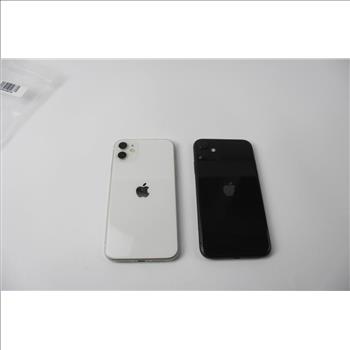 Apple IPhone Lot, 2 Pieces, Sold For Parts