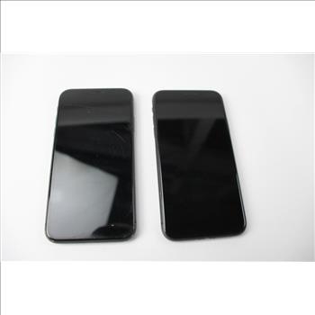 Apple IPhone Lot, 2 Pieces, Sold For Parts