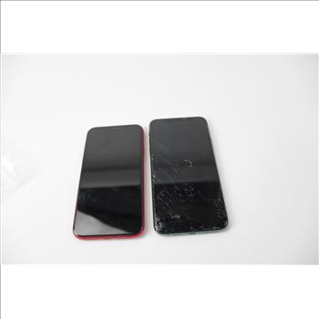 Apple IPhone Lot, 2 Pieces, Sold For Parts