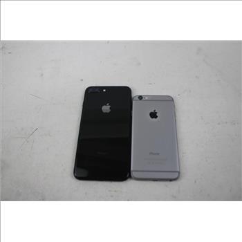 Apple IPhone Lot, 2 Pieces, Sold For Parts