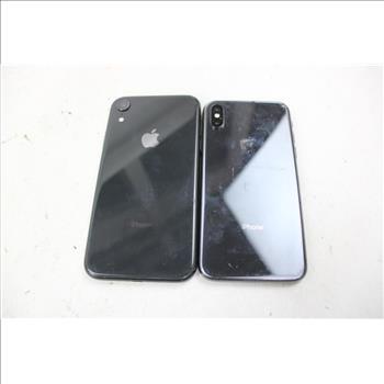 Apple IPhone Lot, 2 Pieces  Sold For Parts