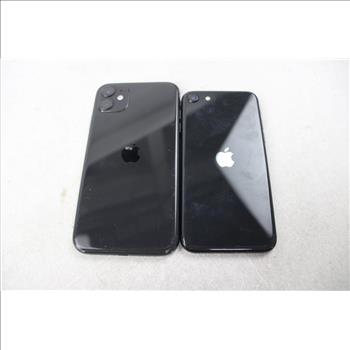 Apple IPhone Lot, 2 Pieces, Sold For Parts