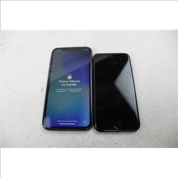 Apple IPhone Lot, 2 Pieces, Sold For Parts