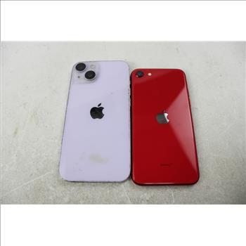 Apple IPhone Lot, 2 Pieces, Sold For Parts