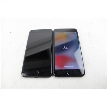 Apple IPhone Lot, 2 Pieces, Sold For Parts