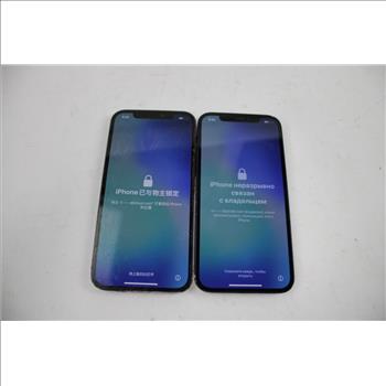 Apple IPhone Lot, 2 Pieces, Sold For Parts