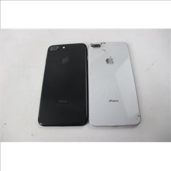 Apple IPhone Lot, 2 Pieces, Sold For Parts