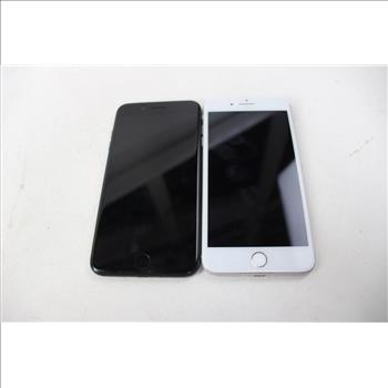 Apple IPhone Lot, 2 Pieces, Sold For Parts