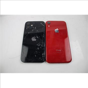 Apple IPhone Lot, 2 Pieces  Sold For Parts