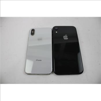 Apple IPhone Lot, 2 Pieces  Sold For Parts