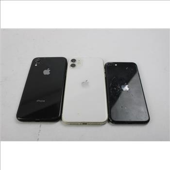 Apple IPhone Lot, 3 Pieces  Sold For Parts