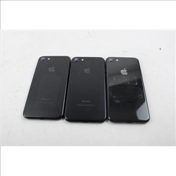 Apple IPhone Lot, 3 Pieces  Sold For Parts