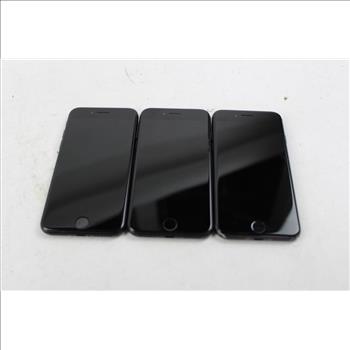 Apple IPhone Lot, 3 Pieces  Sold For Parts