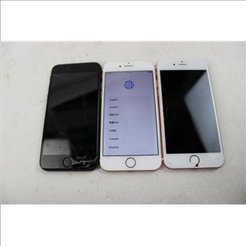 Apple IPhone Lot, 3 Pieces  Sold For Parts