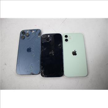 Apple IPhone Lot, 3 Pieces, Sold For Parts