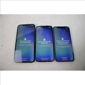 Apple IPhone Lot, 3 Pieces, Sold For Parts