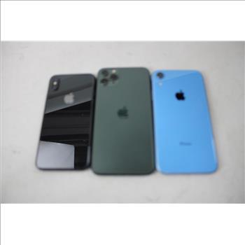 Apple IPhone Lot, 3 Pieces  Sold For Parts