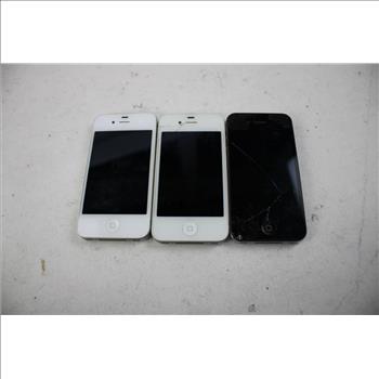 Apple IPhone Lot, 3 Pieces  Sold For Parts