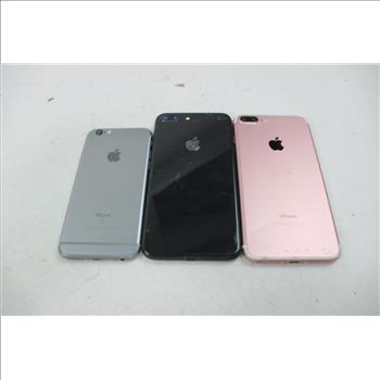 Apple IPhone Lot, 3 Pieces  Sold For Parts