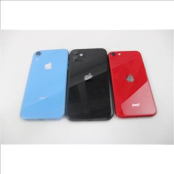Apple IPhone Lot, 3 Pieces  Sold For Parts