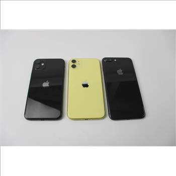 Apple IPhone Lot, 3 Pieces, Sold For Parts