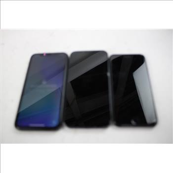 Apple IPhone Lot, 3 Pieces, Sold For Parts