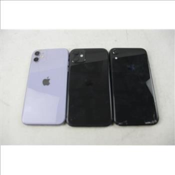 Apple IPhone Lot, 3 Pieces, Sold For Parts