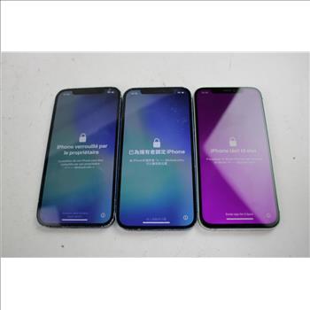 Apple IPhone Lot, 3 Pieces  Sold For Parts