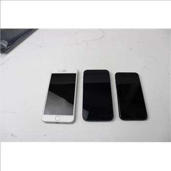 Apple IPhone Lot, 3 Pieces, Sold For Parts