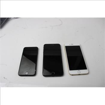 Apple IPhone Lot, 3 Pieces, Sold For Parts