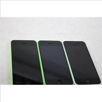 Apple IPhone Lot, 3 Pieces, Sold For Parts