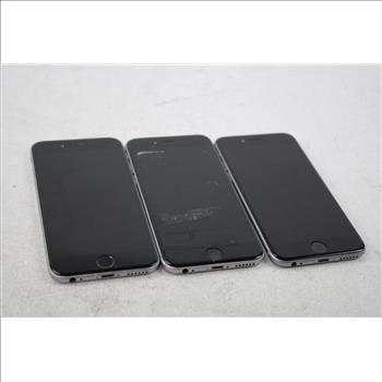 Apple IPhone Lot, 3 Pieces  Sold For Parts