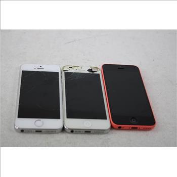 Apple IPhone Lot, 3 Pieces, Sold For Parts