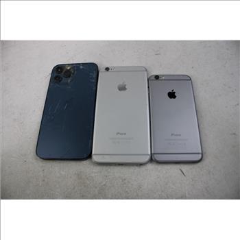 Apple IPhone Lot, 3 Pieces  Sold For Parts