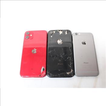 Apple IPhone Lot, 3 Pieces, Sold For Parts